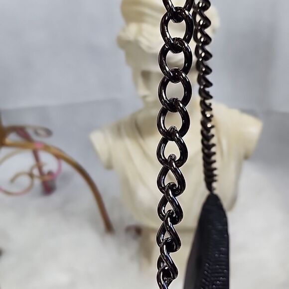 Whiting and Davis Black Mesh Body Chunky Chain Shoulder Bag - Picture 14 of 16